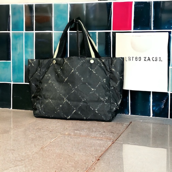 SOLD - CHANEL Tote - Picture 8 of 12